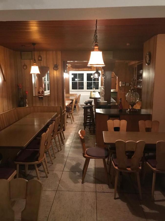 Ferienhaus Astenblick - Ideal Fuer Weihnachtsfeiern Und Familienfeiern Bietet Schlafplaetze Fuer Bis Zu 35 Personen Villa Winterberg Dış mekan fotoğraf